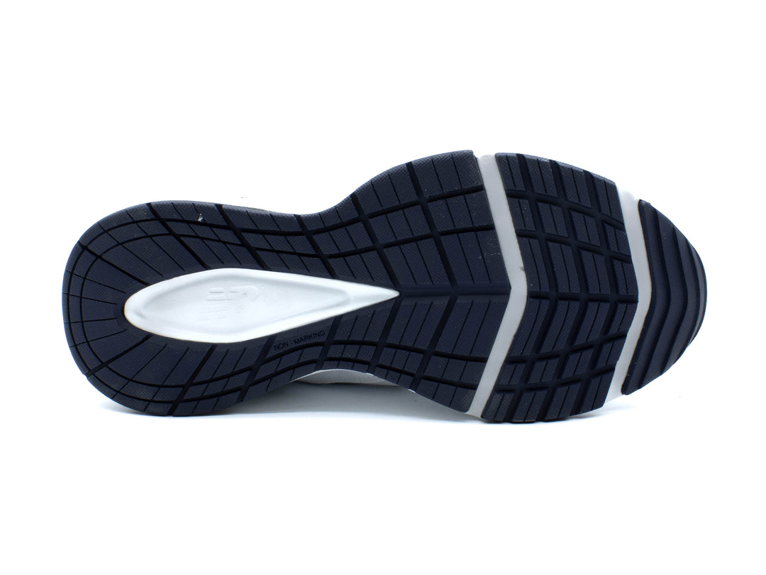 NEW BALANCE MX608v5