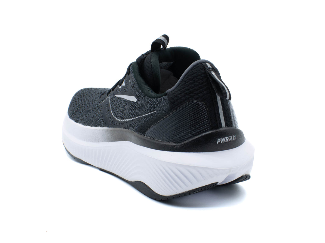 SAUCONY ECHELON 9