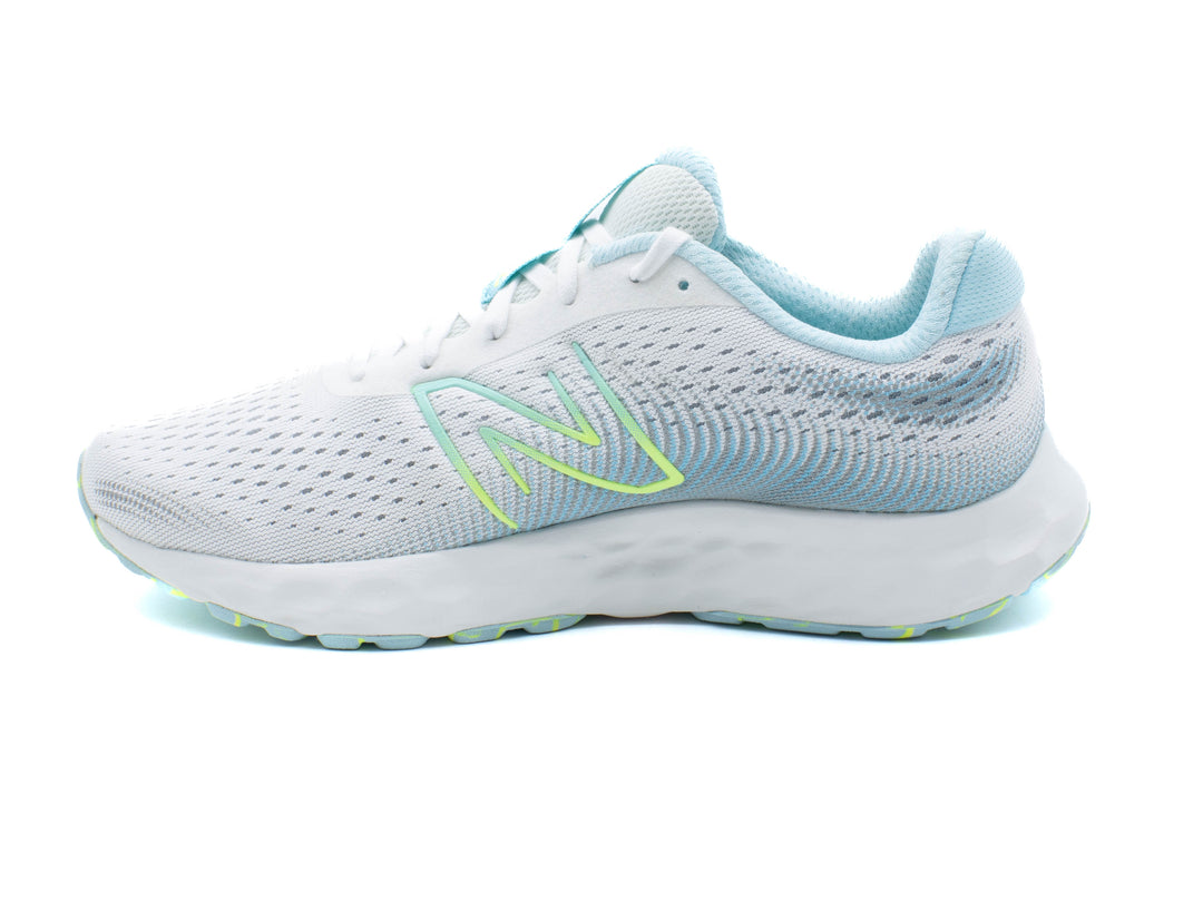 NEW BALANCE 520 v8