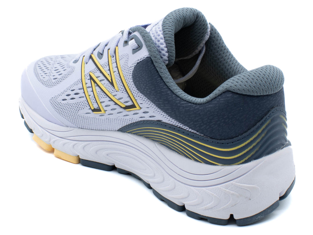 NEW BALANCE 840 V5