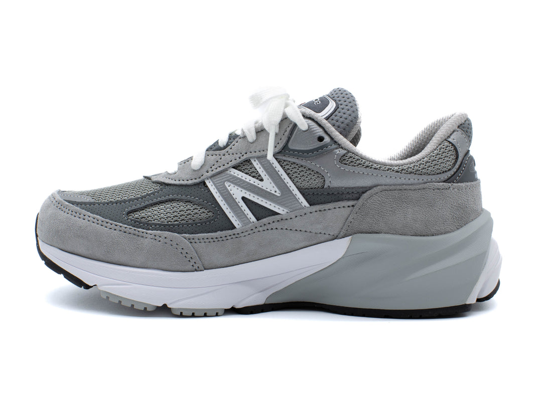 NEW BALANCE 990v6