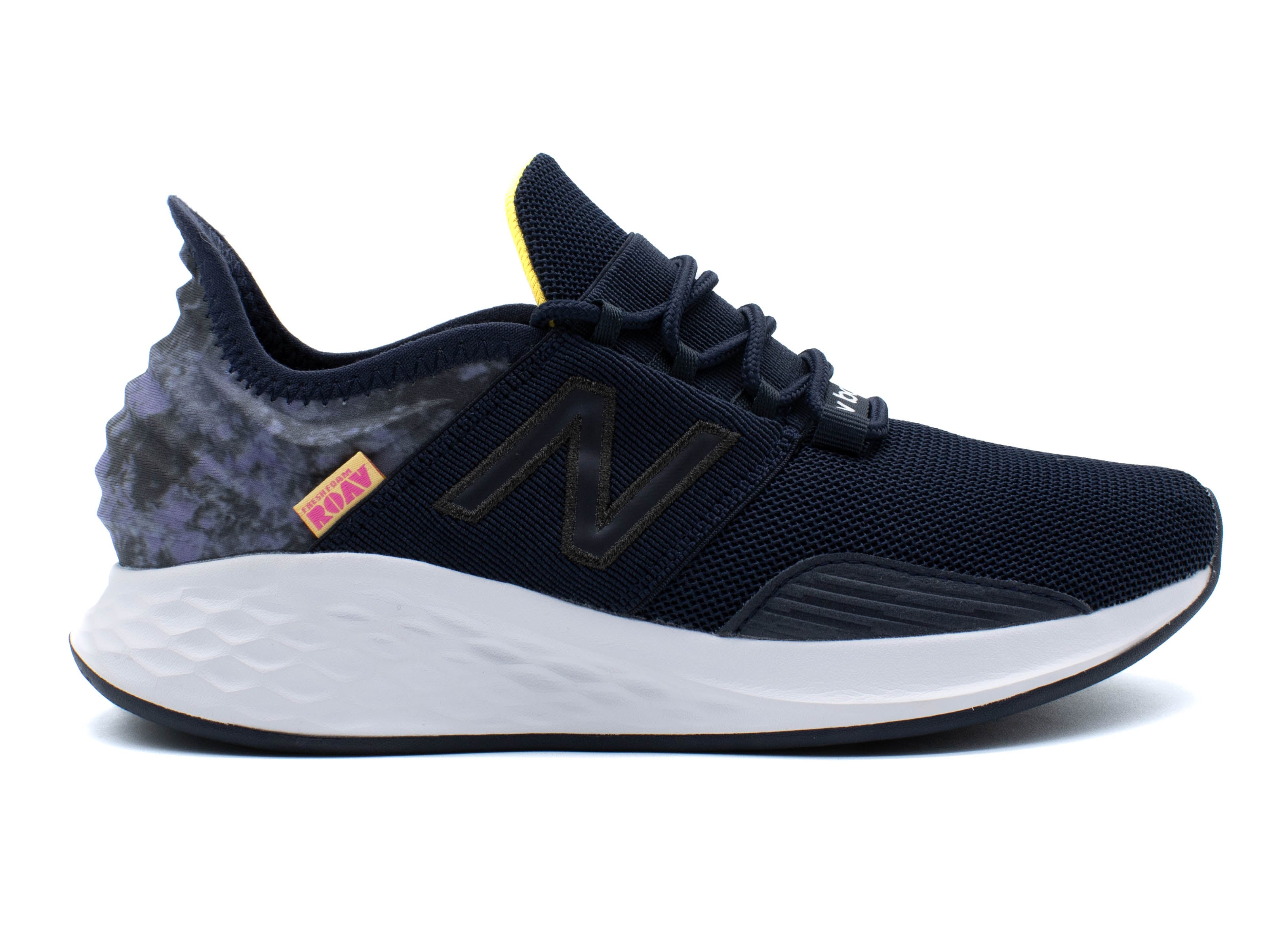 New balance roav men's black best sale