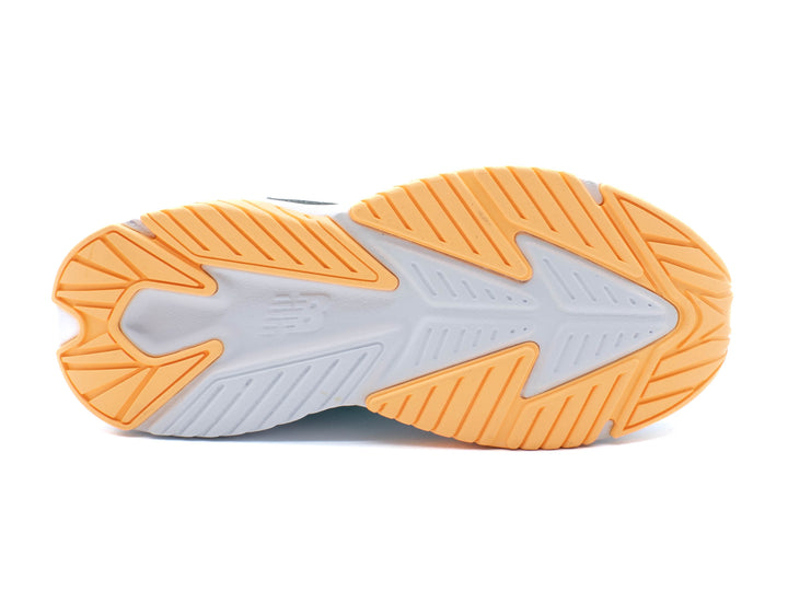 NEW BALANCE Rave Run V2