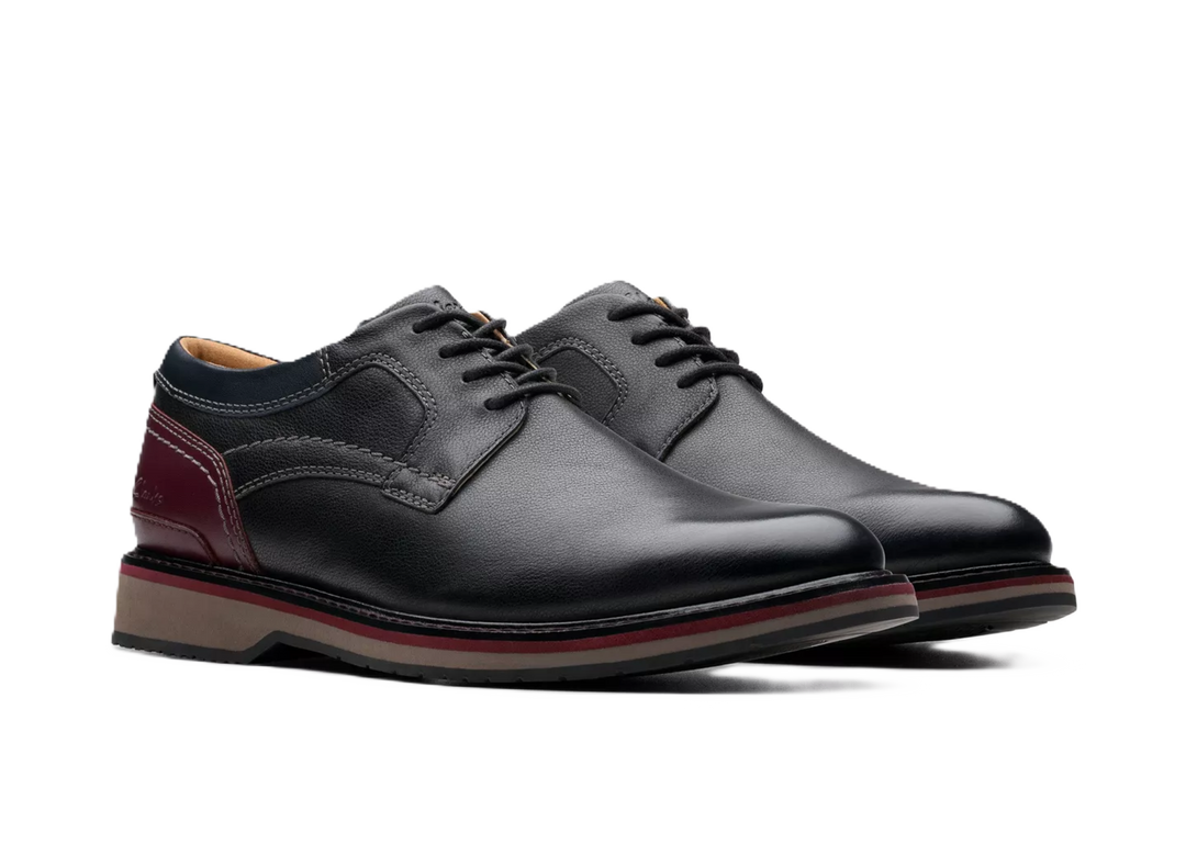 CLARKS Monahan Plain