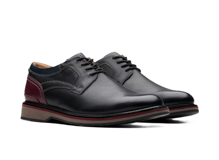 CLARKS Monahan Plain