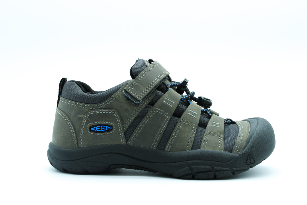 KEEN. YOUTH NEWPORT SHOES