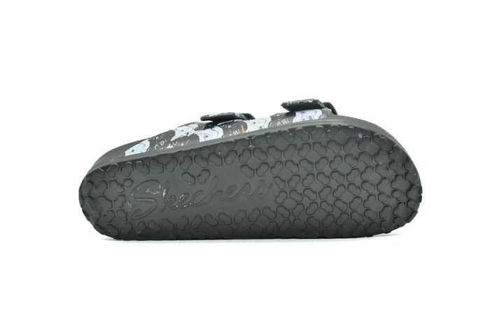 SKECHERS