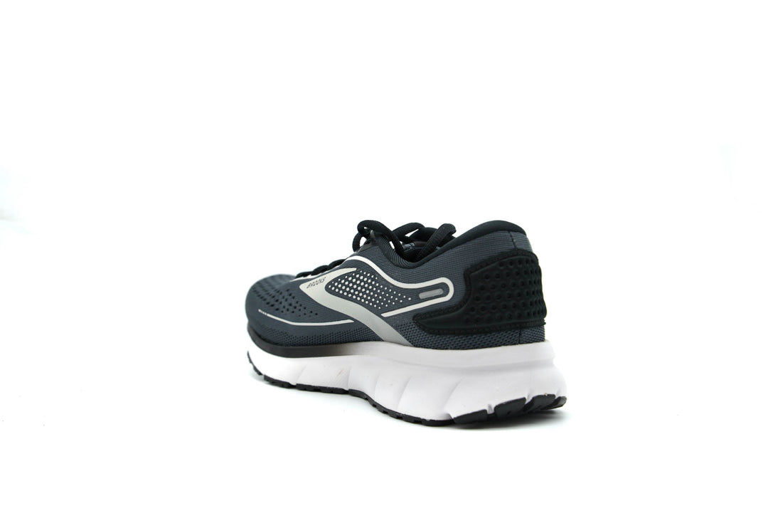 BROOKS Trace 2