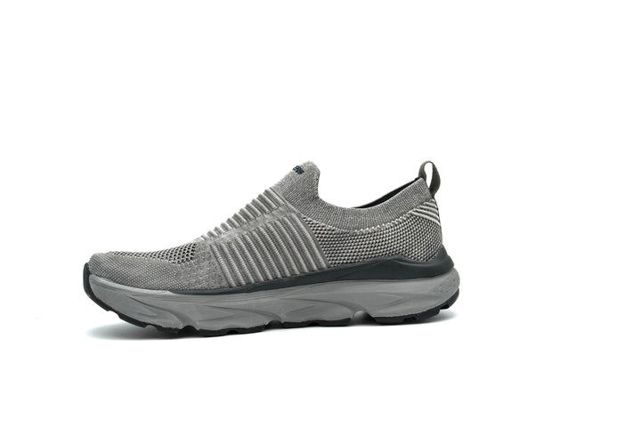 SKECHERS Relaxed Fit: Delmont - Jenko