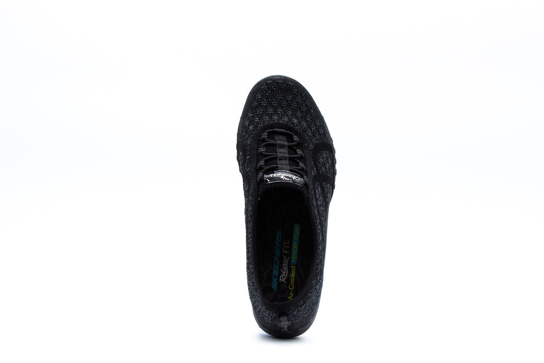 Skechers Relaxed Fit: Breathe Easy - Fortune-Knit shoeper.com Skechers Relaxed Fit: Breathe Easy - Fortune-Knit shoeper.com