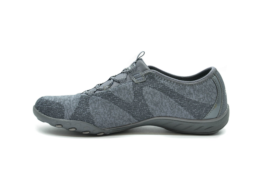 SKECHERS Relaxed Fit: Breathe Easy