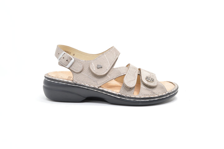 FINN COMFORT 2562