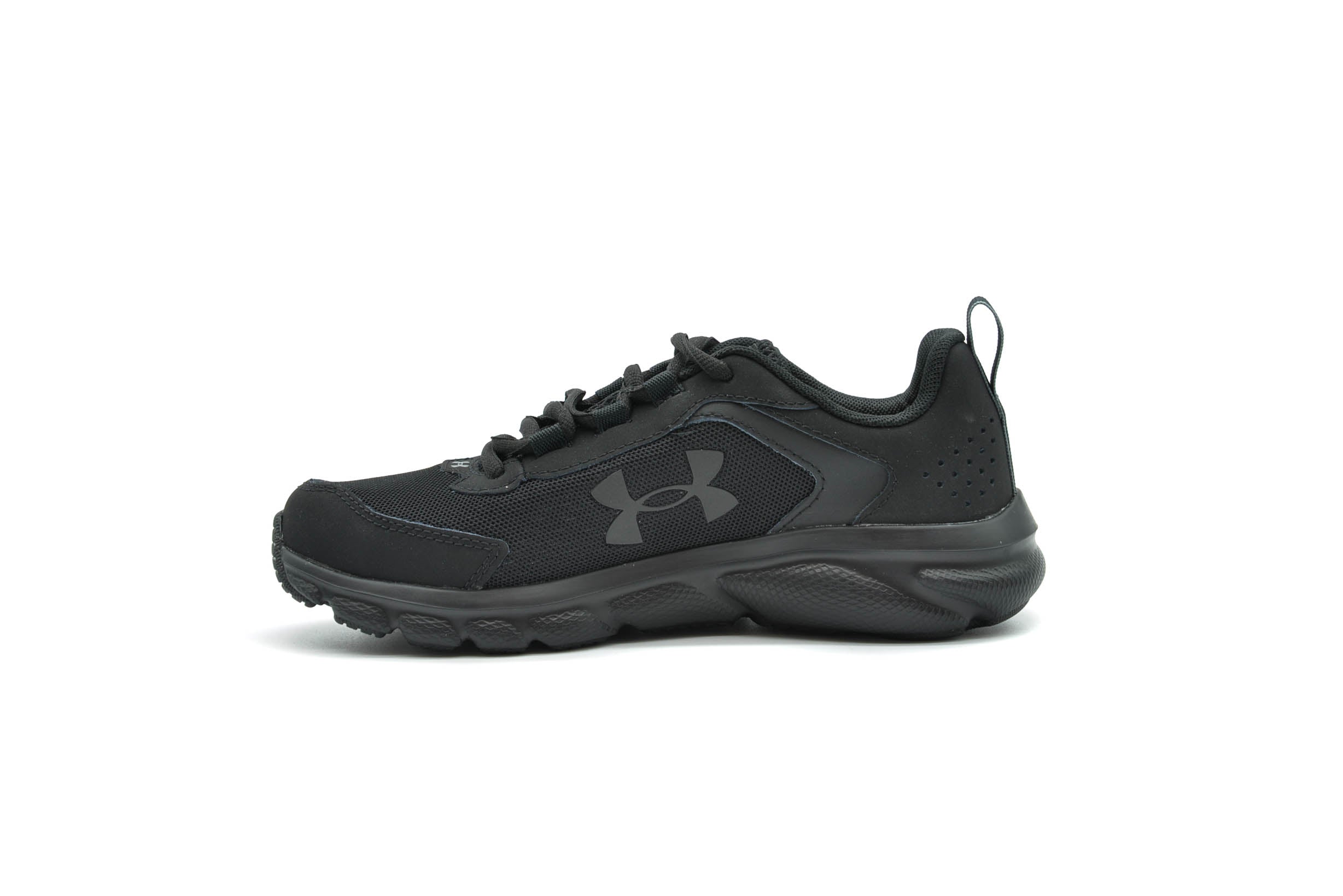 UNDER ARMOUR Charged Assert 8