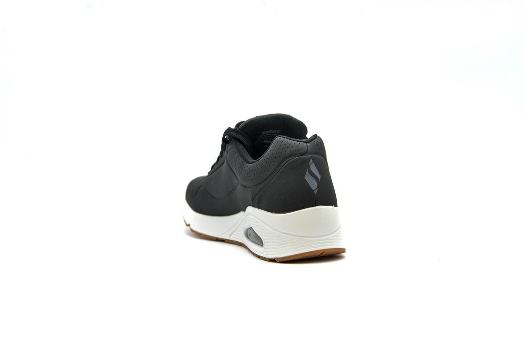 SKECHERS Uno Stand On Air