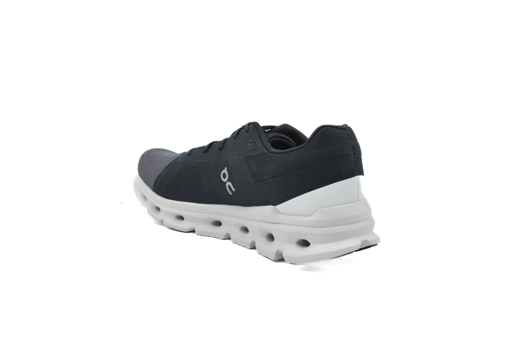 ON Cloudrunner Wide
