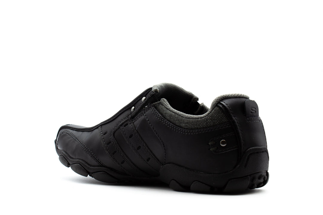 SKECHERS Diameter-Heisman