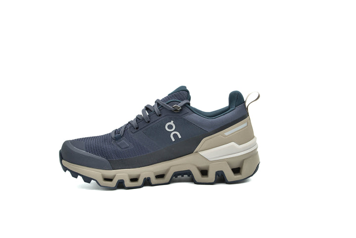ON Cloudwander Waterproof sneakers