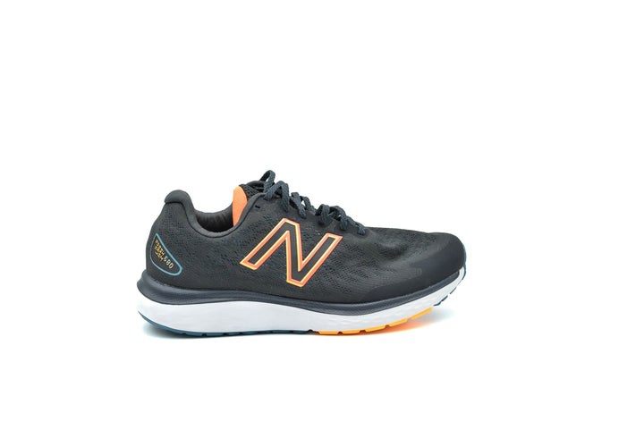 NEW BALANCE Freshfoam 680 V7