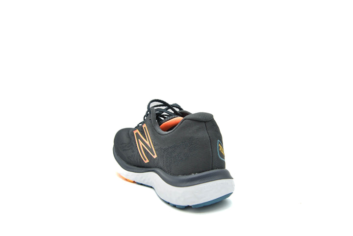 NEW BALANCE Freshfoam 680 V7