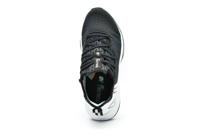 NEW BALANCE FuelCell 100