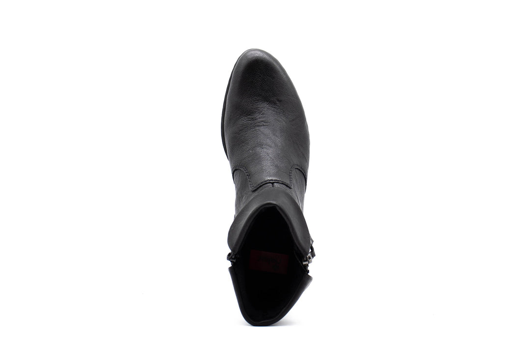 RIEKER Y07A8